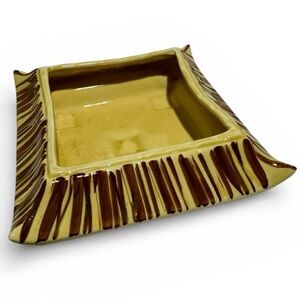 Pagoda Style Planter